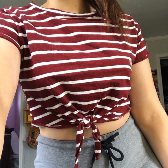 burgundy crop top - Picture 1 of 1